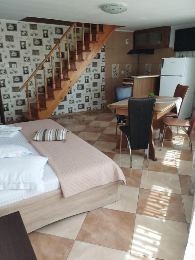 Vila Florelena Нэводари Экстерьер фото